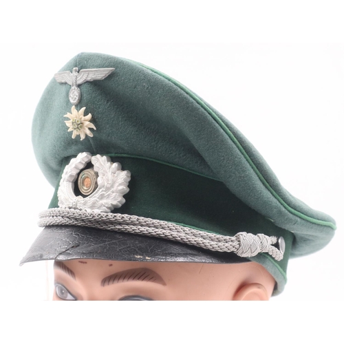 2174 - WWII Gebirgsjäger (Mountain Troops) Officers Visor Cap. UK P&P Group 2 (£20+VAT for the first lot an... 