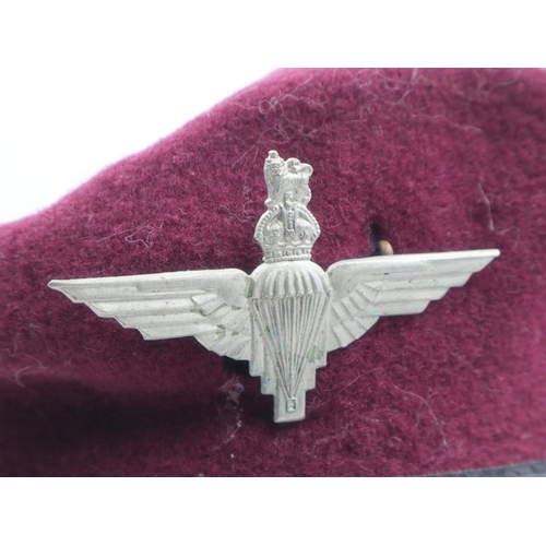 2181 - British Parachute Regiment red beret, undated. UK P&P Group 1 (£16+VAT for the first lot and £2+VAT ... 