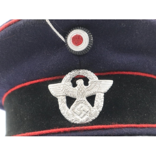 2193 - WWII German Feuerschutzpolizei (Fireman) Visor Cap. Super Condition. UK P&P Group 2 (£20+VAT for the... 