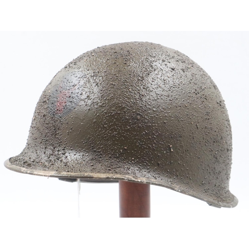 2195 - WWII US M1 Swivel Bale Front Seam Helmet, paint badged to the 34th Infantry Division. UK P&P Group 2... 