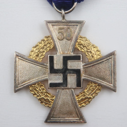 2337 - Third Reich 50 Year Faithful Service Medal. UK P&P Group 1 (£16+VAT for the first lot and £2+VAT for... 