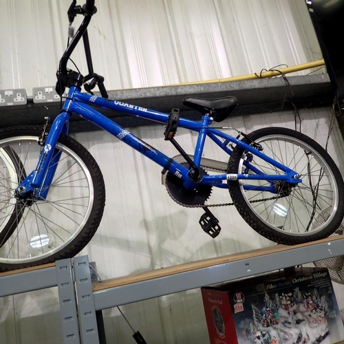 1005 - Childs blue BMX by Quarter, 11 inch frame, 19 inch wheels. Not available for in-house P&P