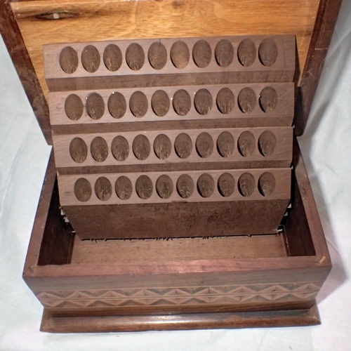 1188 - Wooden inlaid pop-up cigarette box. Not available for in-house P&P