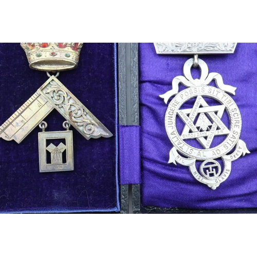 100 - Two Masonic hallmarked silver jewels, Past Master and Royal Arch. UK P&P Group 1 (£16+VAT for the fi... 