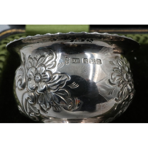 83 - Cased pair of hallmarked silver open salts with spoons, combined 74g. UK P&P Group 1 (£16+VAT for th... 