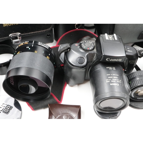 102 - Mixed cameras, accessories and binoculars to include Canon EOS 700. UK P&P Group 3 (£30+VAT for the ... 