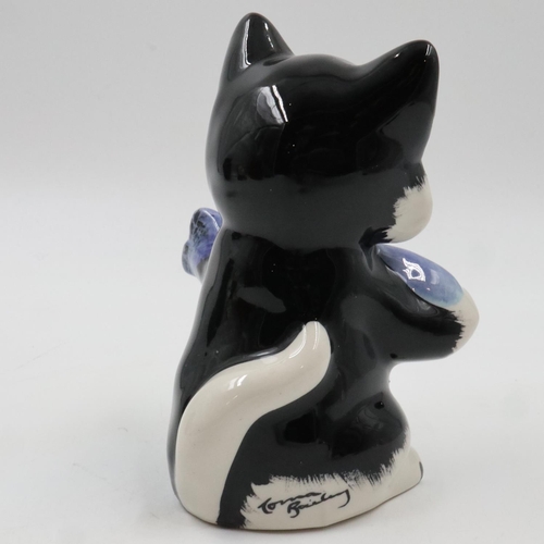 110 - Lorna Bailey cat, Pikey, no cracks or chips, H: 15 cm. UK P&P Group 1 (£16+VAT for the first lot and... 