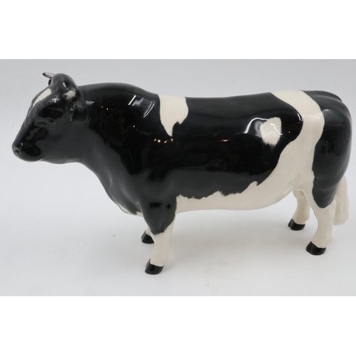 151 - Beswick Friesian bull, no cracks or chips. UK P&P Group 2 (£20+VAT for the first lot and £4+VAT for ... 