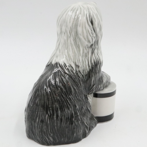 166 - Boxed Royal Doulton Dulux Dog, no cracks or chips. UK P&P Group 2 (£20+VAT for the first lot and £4+... 