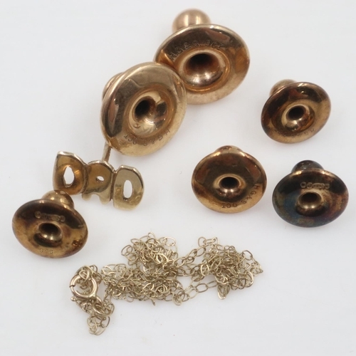 25 - Mixed 9ct gold studs, neck chain and a 'Dad' pin, combined 6.2g. UK P&P Group 0 (£6+VAT for the firs... 