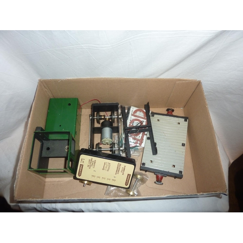 1152 - Part built Gaugemaster, O gauge, de luxe electronic track cleaner type HF 2. UK P&P Group 2 (£20+VAT... 