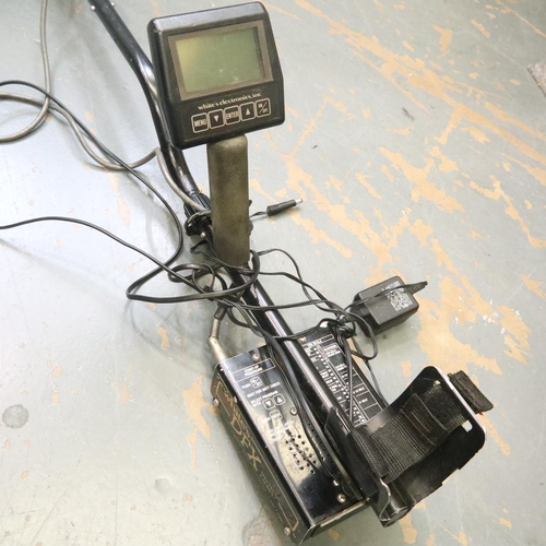 128 - Whites DFX metal detector spectrum E-series, L: 112 cm. Not available for in-house P&P