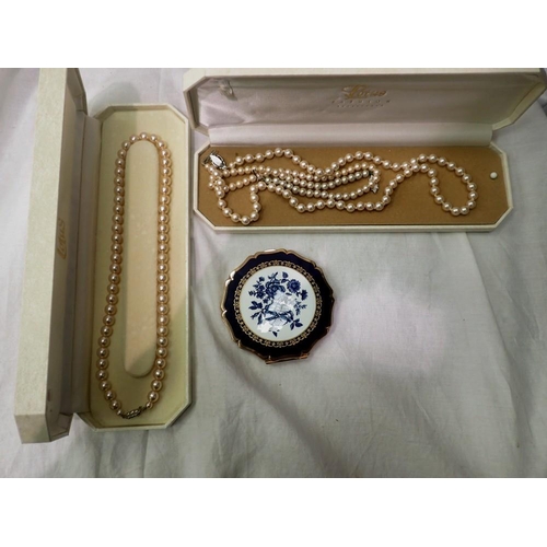 Lot 1060      