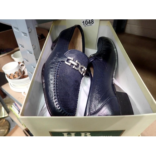 Lot 1048      