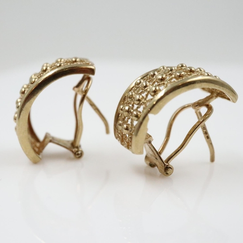 31 - Pair of 9ct gold earrings, combined 4.6g. UK P&P Group 0 (£7+VAT for the first lot and £1+VAT for su... 