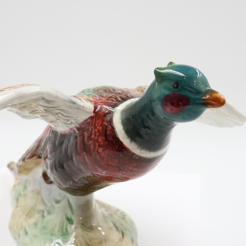 110 - Beswick pheasant no. 850, no cracks or chips, L: 26 cm. UK P&P Group 2 (£24+VAT for the first lot an... 