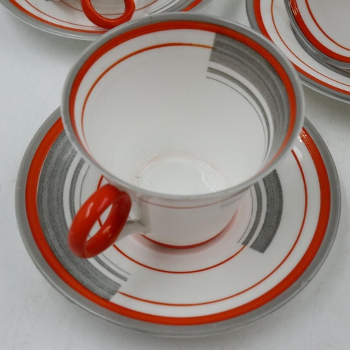 111 - Shelley Art Deco period tea service of twelve pieces in the Bands & Lines pattern 12132, no cracks o... 