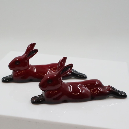 134 - Two Royal Doulton recumbent flambé hares, no cracks or chips, L: 13 cm. UK P&P Group 1 (£18+VAT for ... 