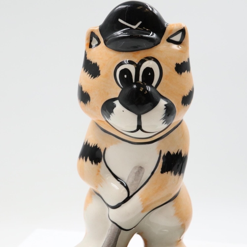 139 - Lorna Bailey golfing cat, no cracks or chips, H: 13 cm. UK P&P Group 1 (£18+VAT for the first lot an... 