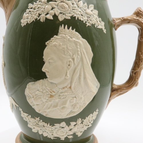 142 - Queen Victoria Diamond Jubilee pitcher by Copeland Spode, H: 19 cm. UK P&P Group 1 (£18+VAT for the ... 