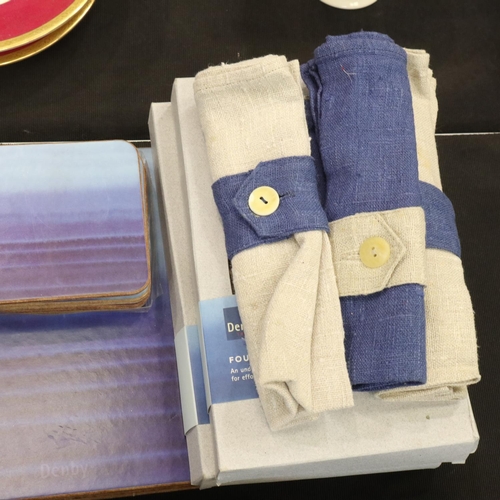 146 - Denby dinner service of thirty-two pieces in the Imperial Blue colourway with matching Denby placema... 