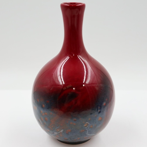 160 - Royal Doulton flambé veined vase, no 1606, no cracks or chips. UK P&P Group 2 (£24+VAT for the first... 