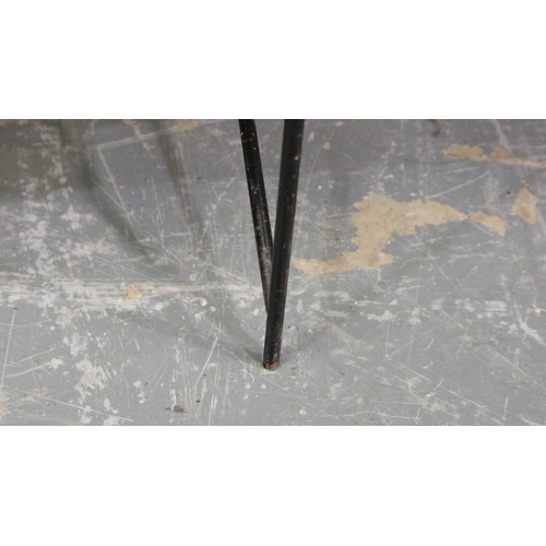 2012 - Mid 20th century modular bookcase in the manner of Ladderrax, comprising six upright supports and sh... 