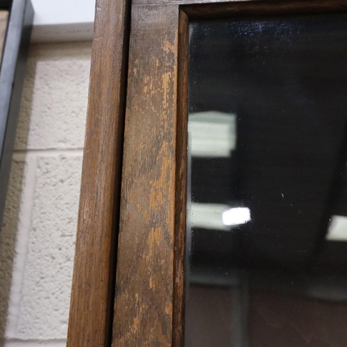 2031 - The Lebus Bookcase, modular in the style of Globe Wernicke and glazed, comprising eight pieces inclu... 