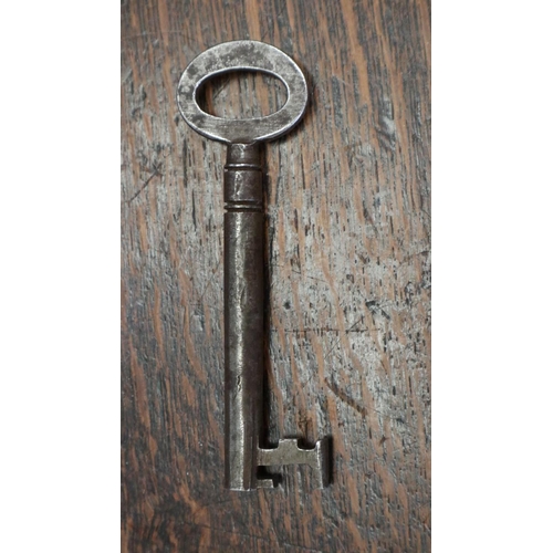 2045 - Early 19th century crossbanded oak Lancashire mule chest, 170 x 55 x 108cm. Not available for in-hou... 