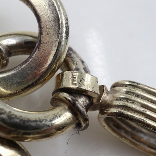 102 - Silver heavy gauge bracelet, L: 20 cm. UK P&P Group 0 (£7+VAT for the first lot and £1+VAT for subse... 