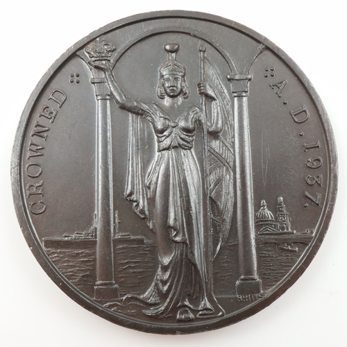 167 - Three bronze medallions for the 1937 coronation, two gilt examples for the 1953 coronation and a 193... 