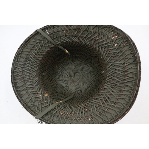 2064 - Vietnam War Period Vietcong rattan hat. UK P&P Group 2 (£24+VAT for the first lot and £5+VAT for sub... 