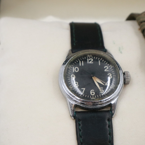 2083 - 1940s Elgin A-11 Hack Watch. Working at lotting, vendor advises recently serviced. Comes with an add... 