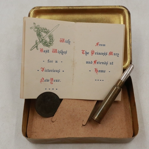 2107 - British WWI Princess Mary gift tin, containing its greeting card, 1918 penny of George V and a bulle... 