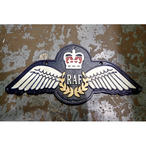 1391 - Cast iron RAF wall sign, W: 33 cm. UK P&P Group 1 (£18+VAT for the first lot and £2+VAT for subseque... 