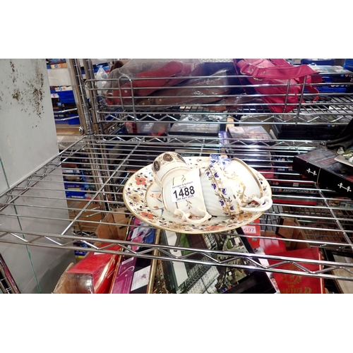 1488 - Early English ceramics: five tea cups and a plate. UK P&P Group 3 (£35+VAT for the first lot and £10... 