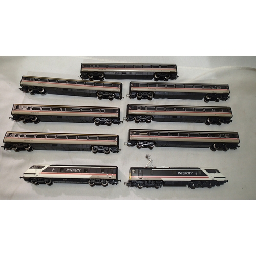 2066 - Hornby Intercity 9x car set power car 91014, trailer car 82205 and 7 coaches, unboxed. UK P&P Group ... 