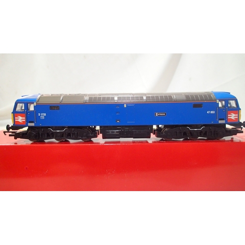 2117 - Hornby R 2422, class 47 diesel, 47853, 'Express', Blue, excellent condition, boxed. UK P&P Group 1 (... 
