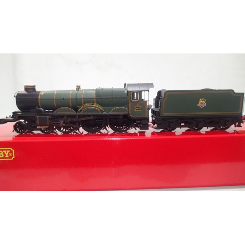 2301 - Hornby R3301, castle class, 5043, 'Earl of Mount Edgcumbe' Green, early crest, missing front steam p... 