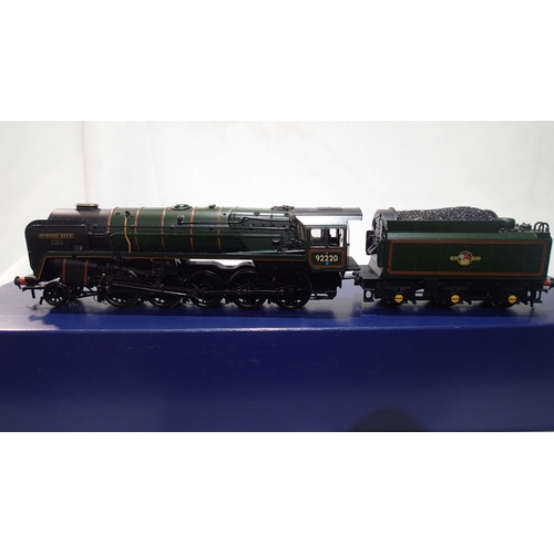 2319 - Bachmann 32-850A, Class 9F, 92220, 'Evening Star', Green, late crest, no paperwork, excellent condit... 