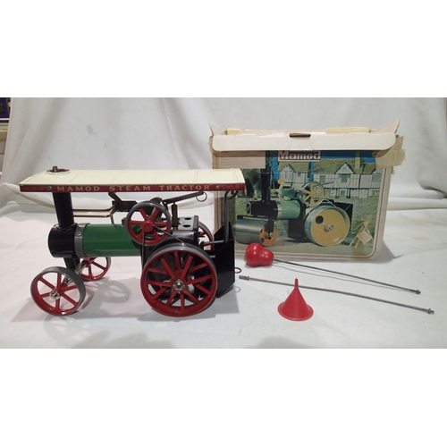 2351 - Mamod Te1A steam tractor, VG, excellent condition, appears used, spirit fired, box with wear. UK P&P... 