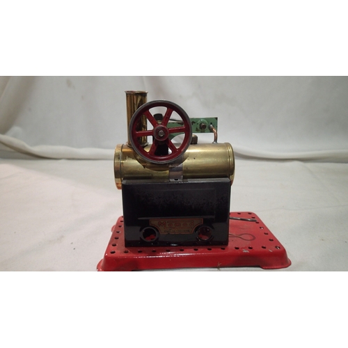 2352 - Mamod minor steam engine, spirit fired, unboxed, appears good condition. UK P&P Group 2 (£24+VAT for... 