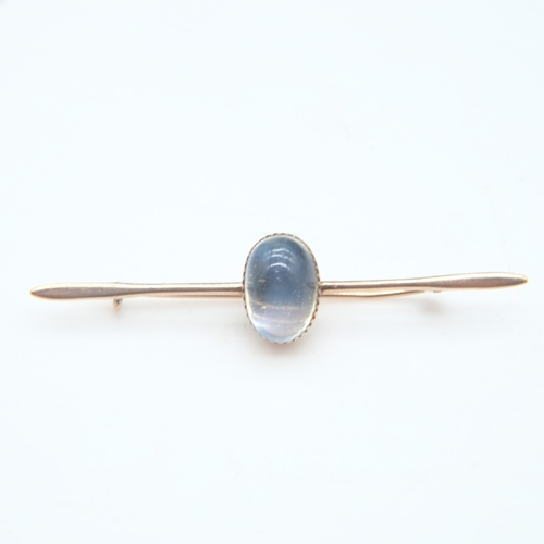 79 - 9ct rose gold and moonstone bar brooch, L: 50 mm, 2.1g. UK P&P Group 0 (£7+VAT for the first lot and... 