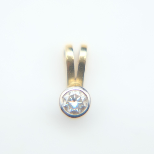 81 - 18ct gold diamond set solitaire pendant, H: 8 mm. UK P&P Group 0 (£7+VAT for the first lot and £1+VA... 