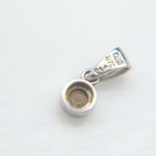 88 - 9ct white gold bezel-set diamond solitaire pendant, drop L: 10 mm. UK P&P Group 0 (£7+VAT for the fi... 