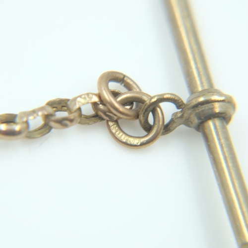 109A - Mixed 9ct gold, pair of earrings, a ring and broken jewellery, 10.6g combined. UK P&P Group 0 (£7+VA... 