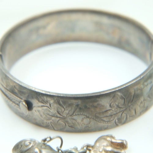 112A - Mixed silver jewellery including a bangle, 80g combined. UK P&P Group 0 (£7+VAT for the first lot an... 
