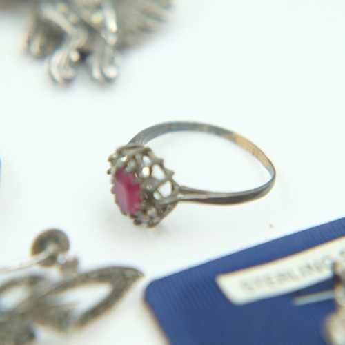 112A - Mixed silver jewellery including a bangle, 80g combined. UK P&P Group 0 (£7+VAT for the first lot an... 