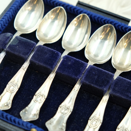 137 - Set of six cased hallmarked teaspoons in fitted case, 68g spoons combined. UK P&P Group 1 (£18+VAT f... 