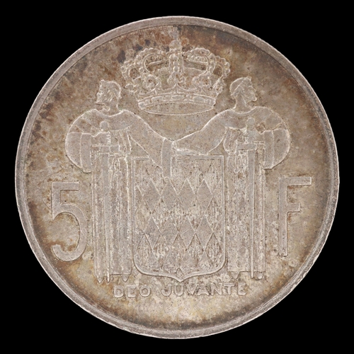 2128 - 1960 silver 5 Francs of Monaco. Grade EF. UK P&P Group 0 (£7+VAT for the first lot and £1+VAT for su... 